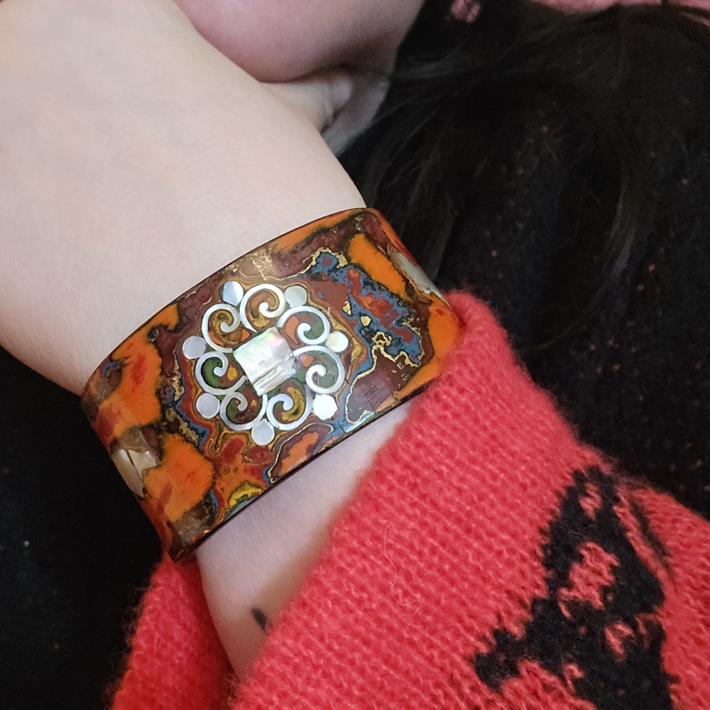 ❤️ Vibrant Artisan Enamel Cuff Bracelet w/ Mother-of-Pearl Inlay – Boho Statemen - Picture 6 of 6